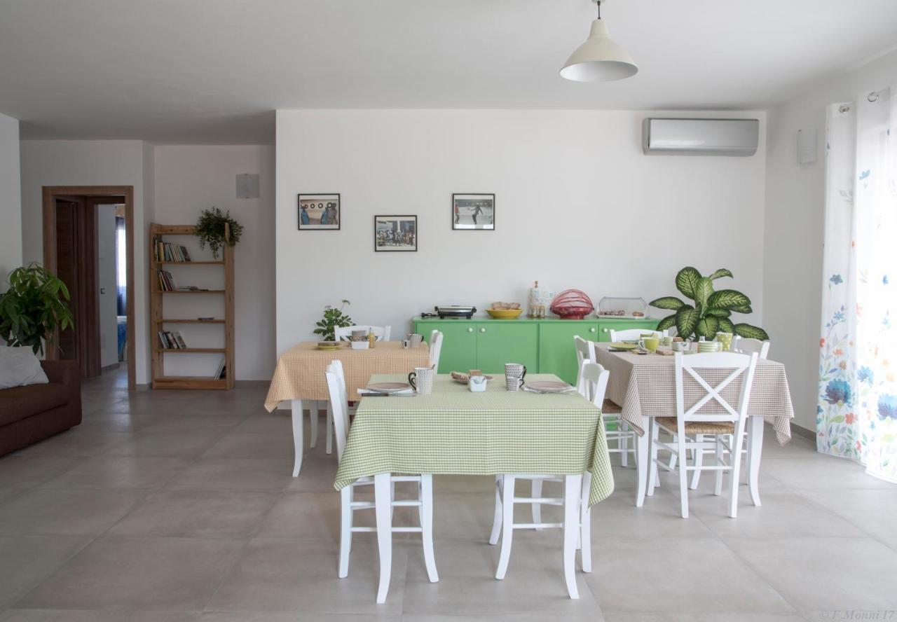B&B Agata E Gli Altri Tortolì Εξωτερικό φωτογραφία