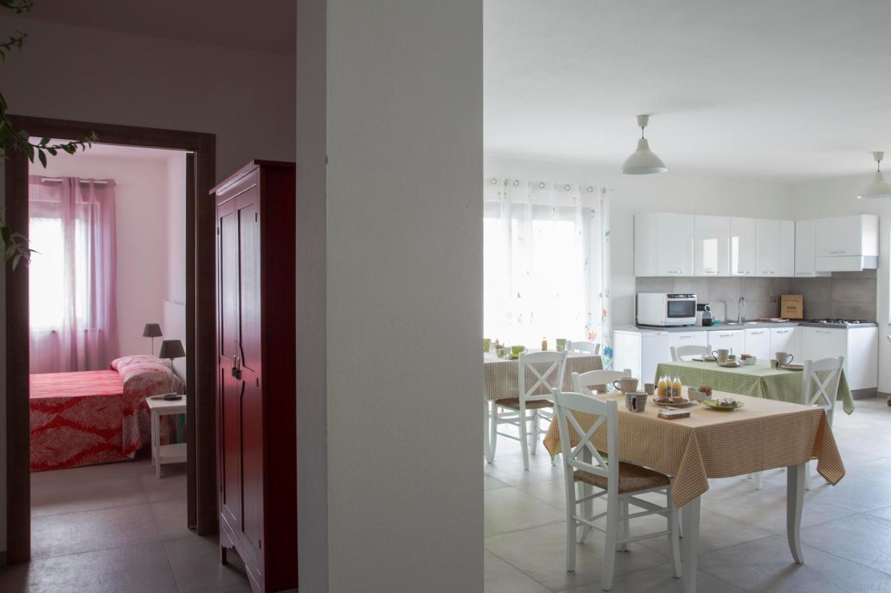 B&B Agata E Gli Altri Tortolì Εξωτερικό φωτογραφία